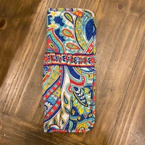 Vera bradey heat protector travel case for curling and hot irons